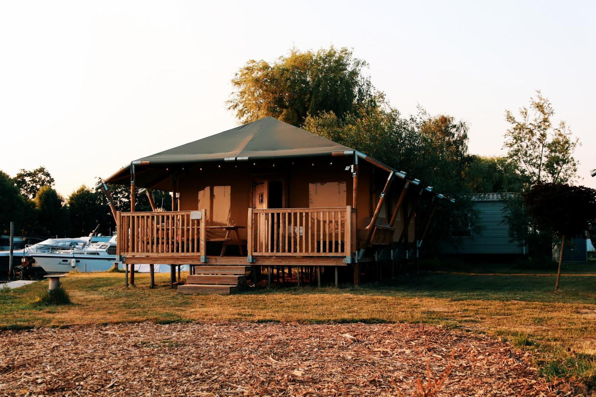 Luxury Lake Lodge Alphen  Εξωτερικό φωτογραφία